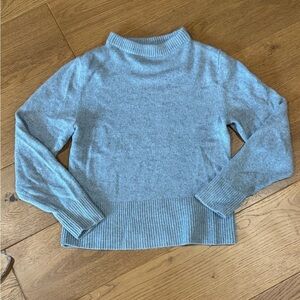 Vince 100% Cashmere Sweater - Size XS - EUC - Light Blue